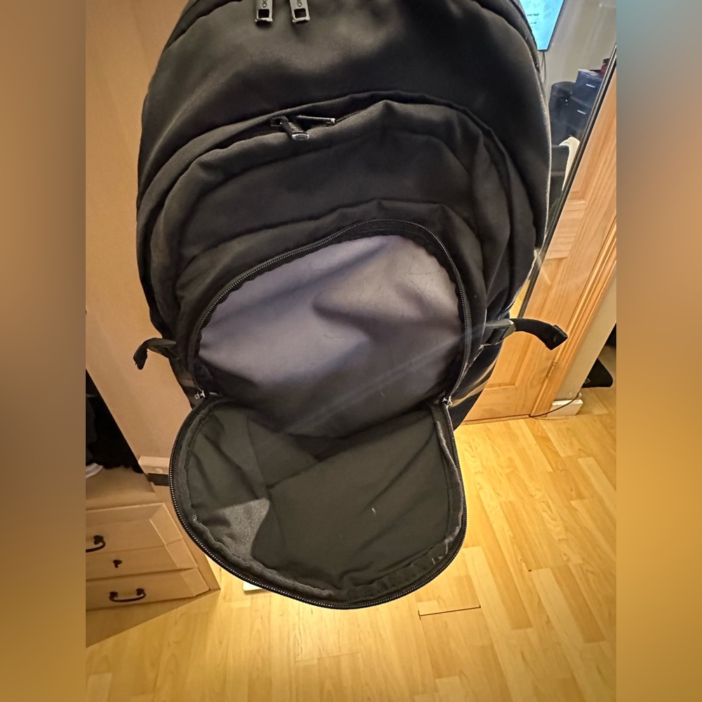 Adidas backpack - Picture 4 of 4